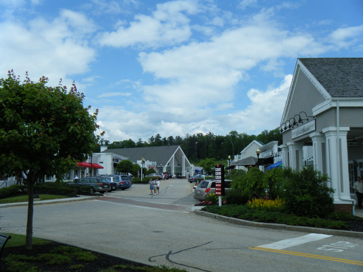 Lee Massachusettes Outlets